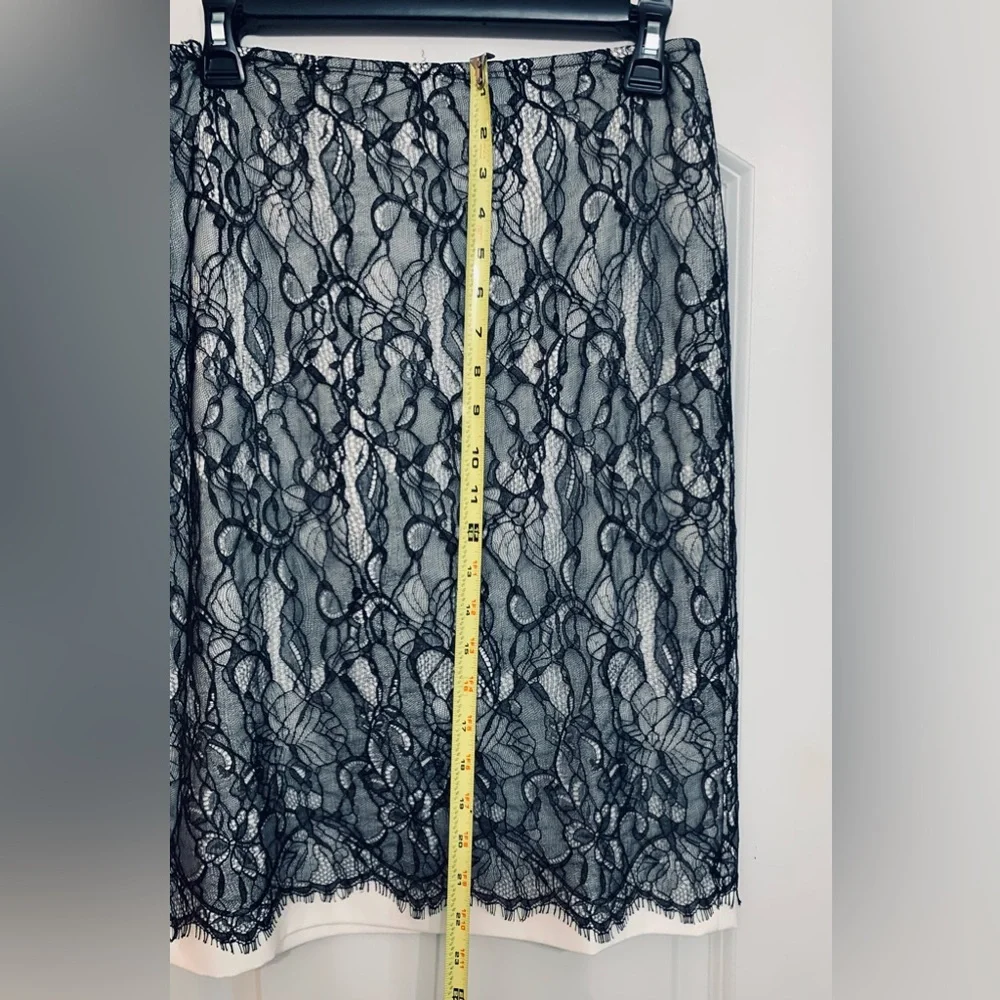 ANN TAYLOR Black Lace Pencil Skirt - Picture 5 of 8